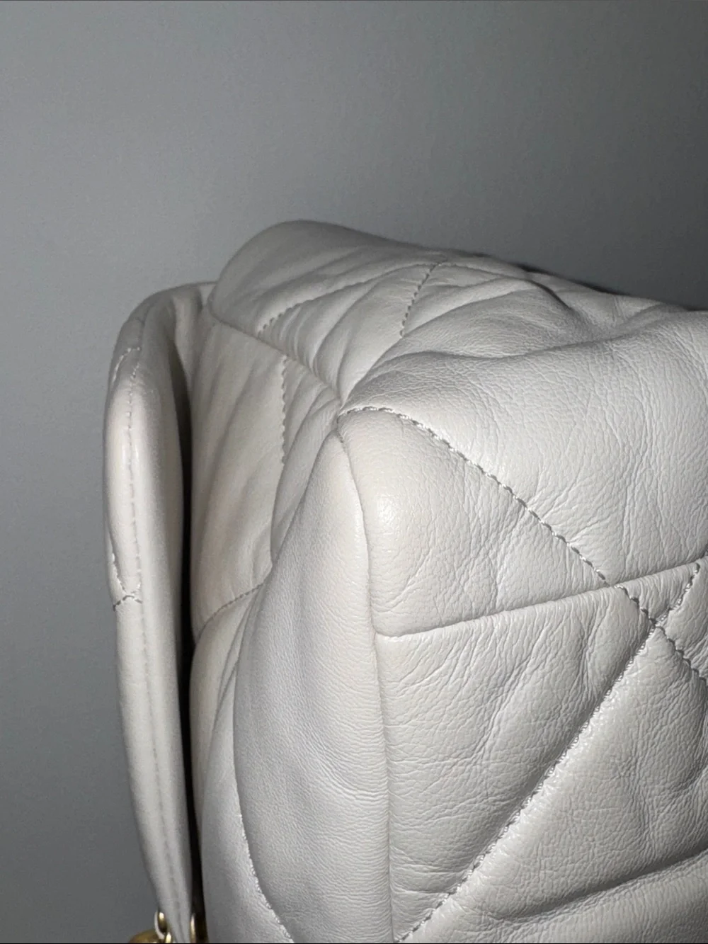 CHANEL 19 Medium Quilted Flap Bag in White with Silver and Gold Chain